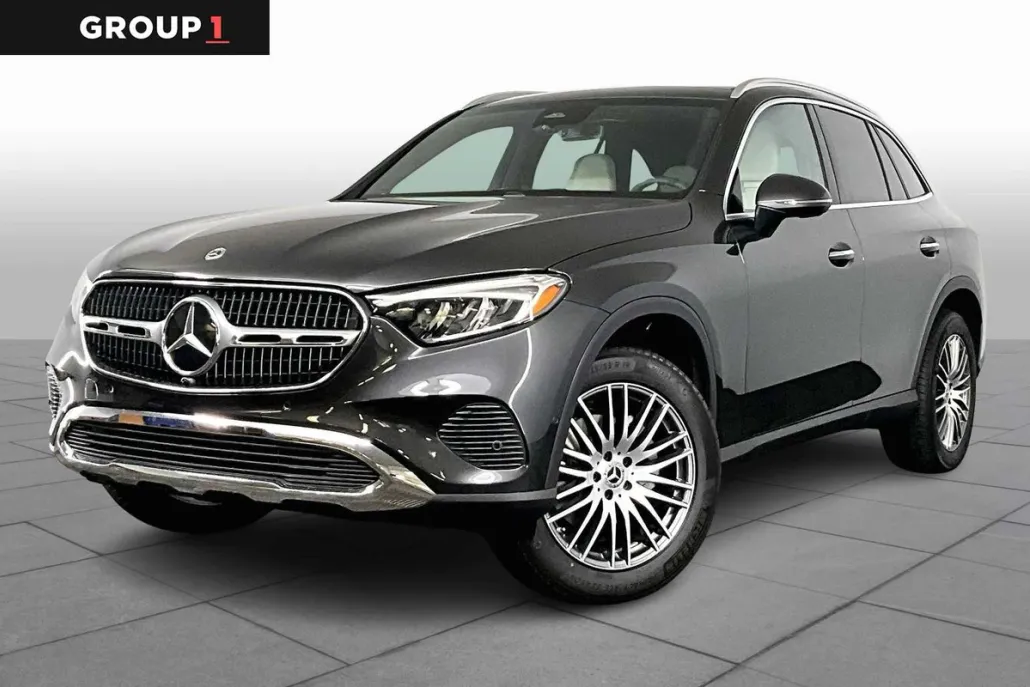 2026 Mercedes Benz GLC 300 4MATIC photo 1