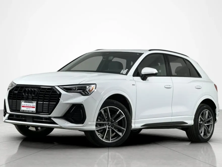 2025 Audi Q3 S line Premium 45 TFSI photo 1