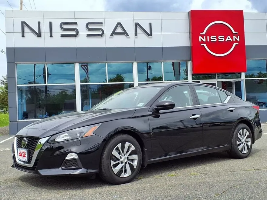 2022 Nissan Altima 2.5 S photo 1