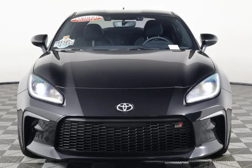 2025 Toyota GR86 Premium photo 1