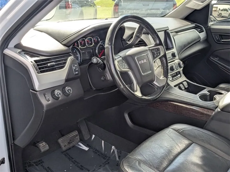 2019 Gmc Yukon XL SLT photo 1