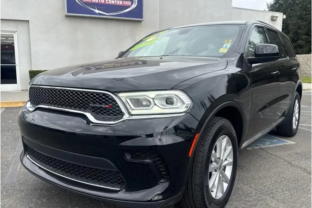 2023 Dodge Durango SXT Sport photo 1