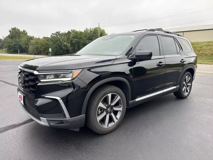 2023 Honda Pilot Elite photo 1