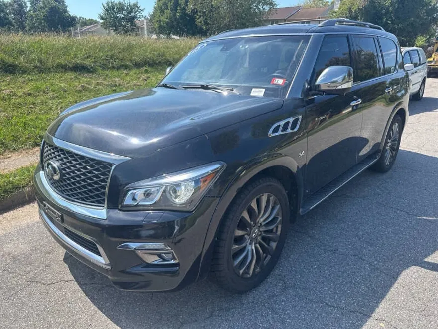 2015 Infiniti QX80 photo 1