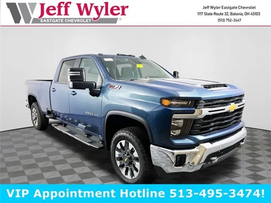 2025 Chevrolet Silverado 2500HD LT photo 1