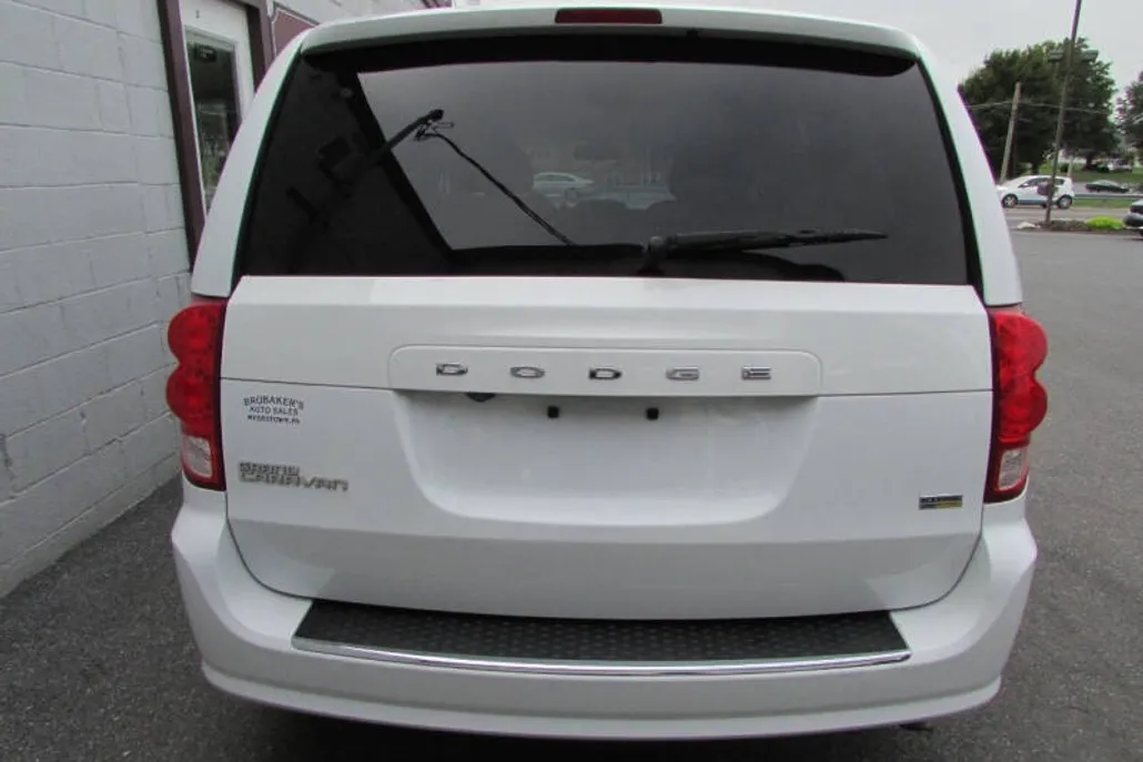 2019 Dodge Grand Caravan SE photo 1