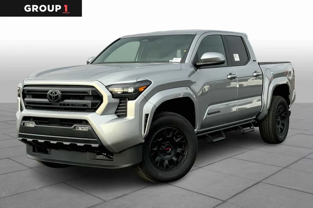 2025 Toyota Tacoma SR5 photo 1