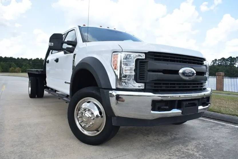 2017 Ford F-450 XL photo 1