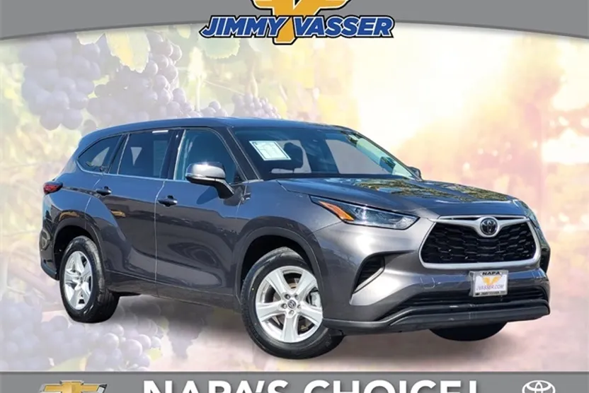 2021 Toyota Highlander L photo 1