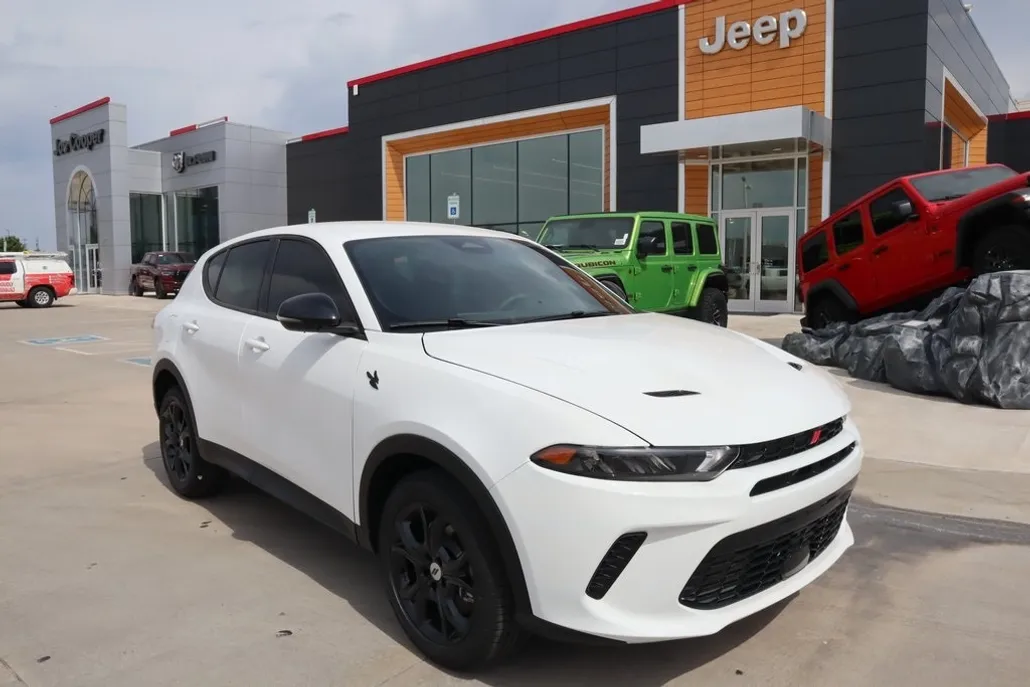 2025 Dodge Hornet GT photo 1