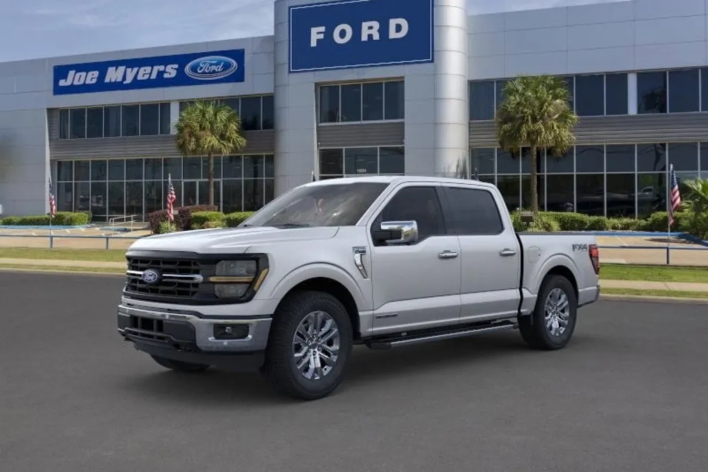 2025 Ford F-150 XLT photo 1