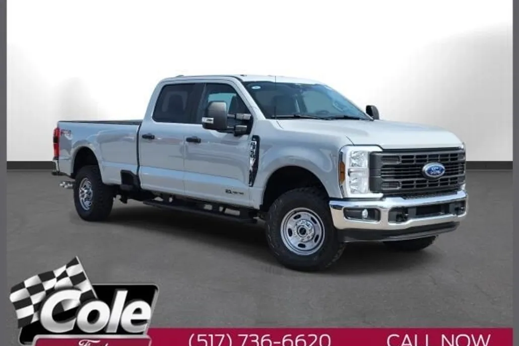 2025 Ford F-350 XL photo 1