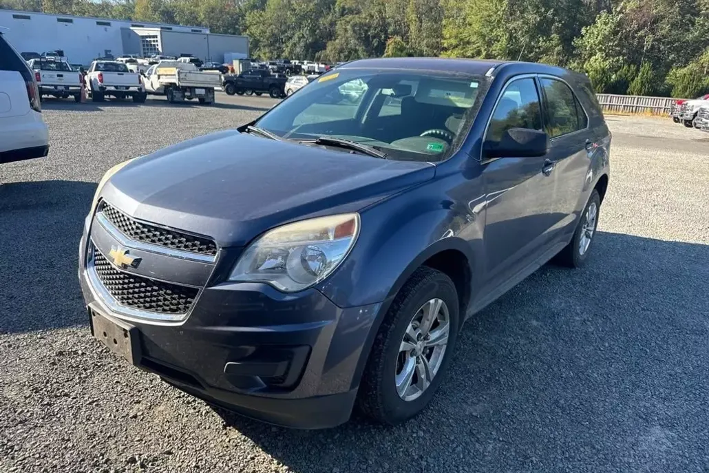 2013 Chevrolet Equinox LS photo 1