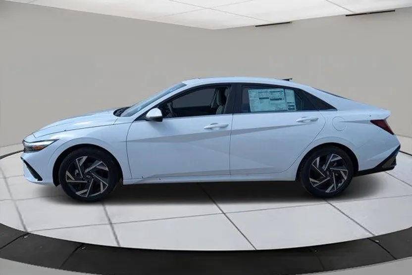 2025 Hyundai Elantra Hybrid Limited photo 1