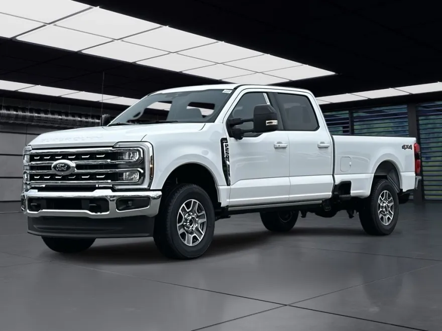 2025 Ford F-250 Lariat photo 1