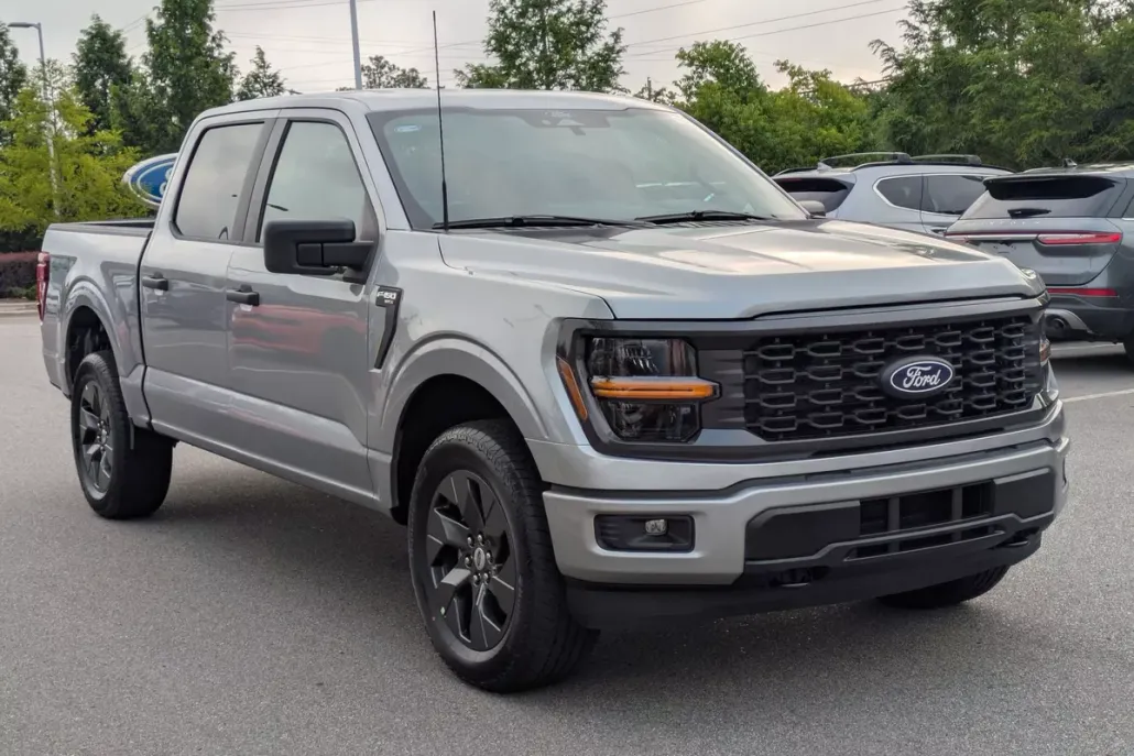 2025 Ford F-150 STX photo 1