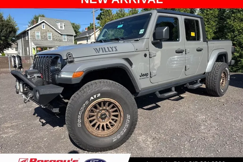 2021 Jeep Gladiator Willys photo 1