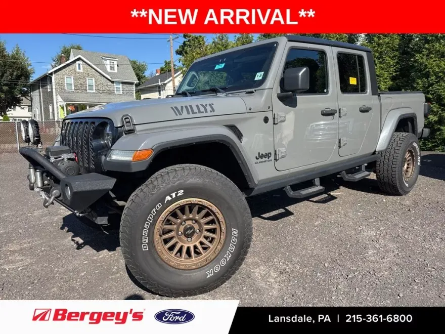2021 Jeep Gladiator Willys photo 1