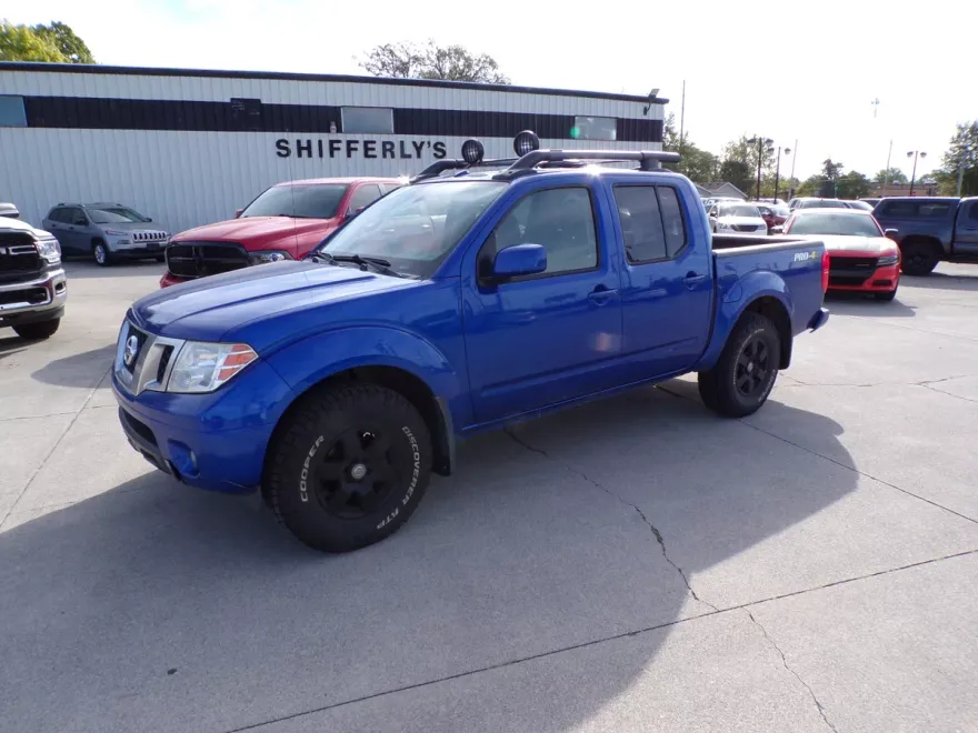 2013 Nissan Frontier PRO-4X photo 1