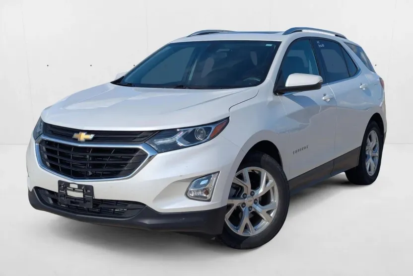 2019 Chevrolet Equinox LT photo 1