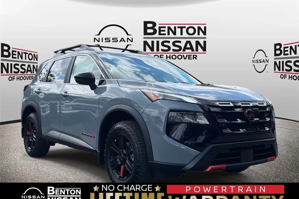 2026 Nissan Rogue SV photo 1