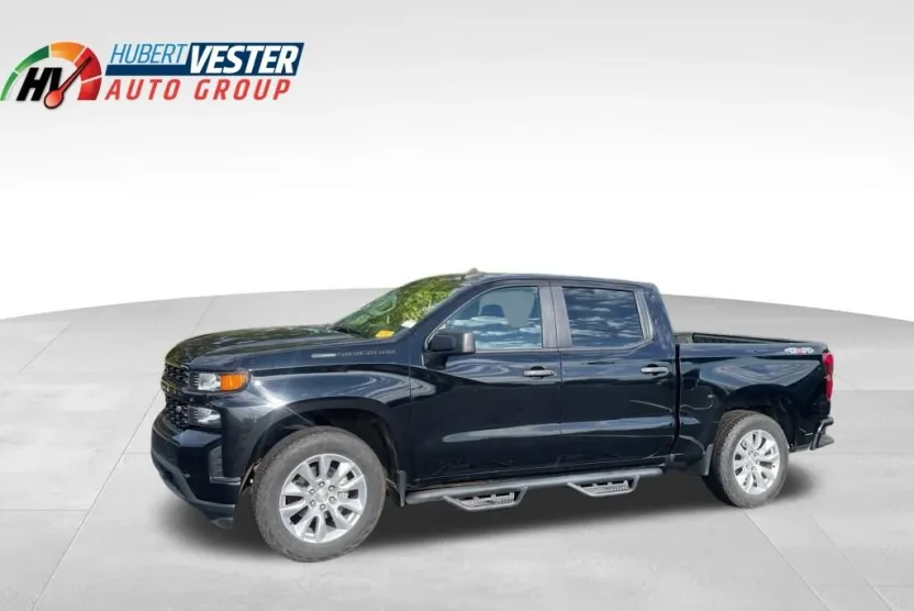 2022 Chevrolet Silverado 1500 Custom photo 1