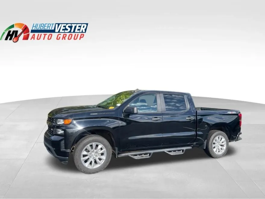 2022 Chevrolet Silverado 1500 Custom photo 1