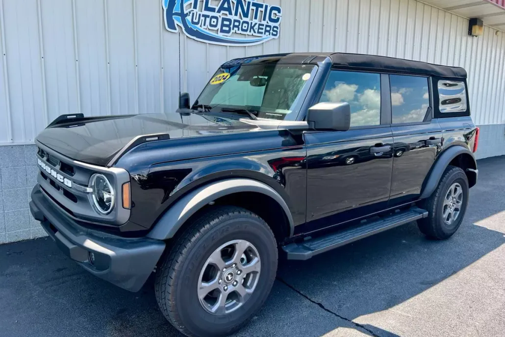 2024 Ford Bronco Big Bend photo 1