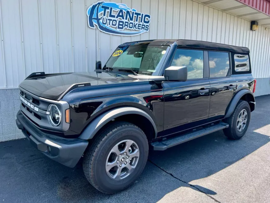 2024 Ford Bronco Big Bend photo 1
