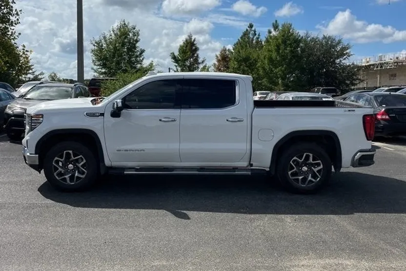 2023 Gmc Sierra 1500 SLT photo 1