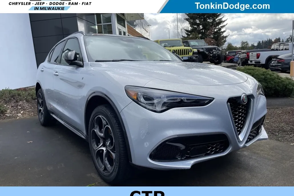 2024 Alfa Romeo Stelvio Ti photo 1
