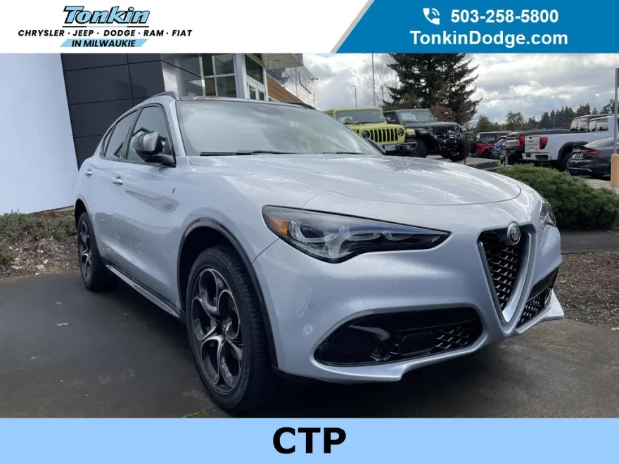 2024 Alfa Romeo Stelvio Ti photo 1