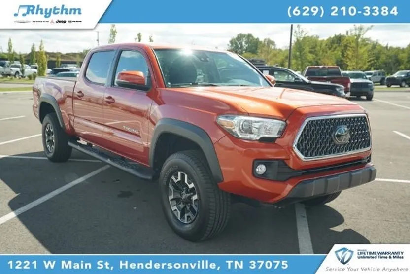 2018 Toyota Tacoma SR5 TRD Sport photo 1