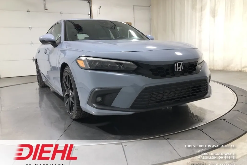 2022 Honda Civic Hatchback Sport Touring photo 1