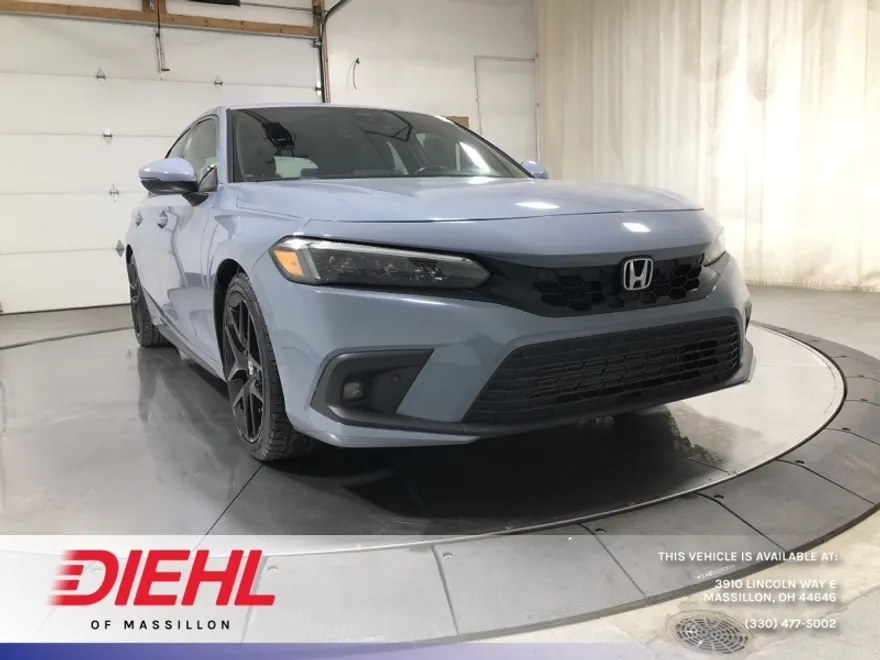 2022 Honda Civic Hatchback Sport Touring photo 1