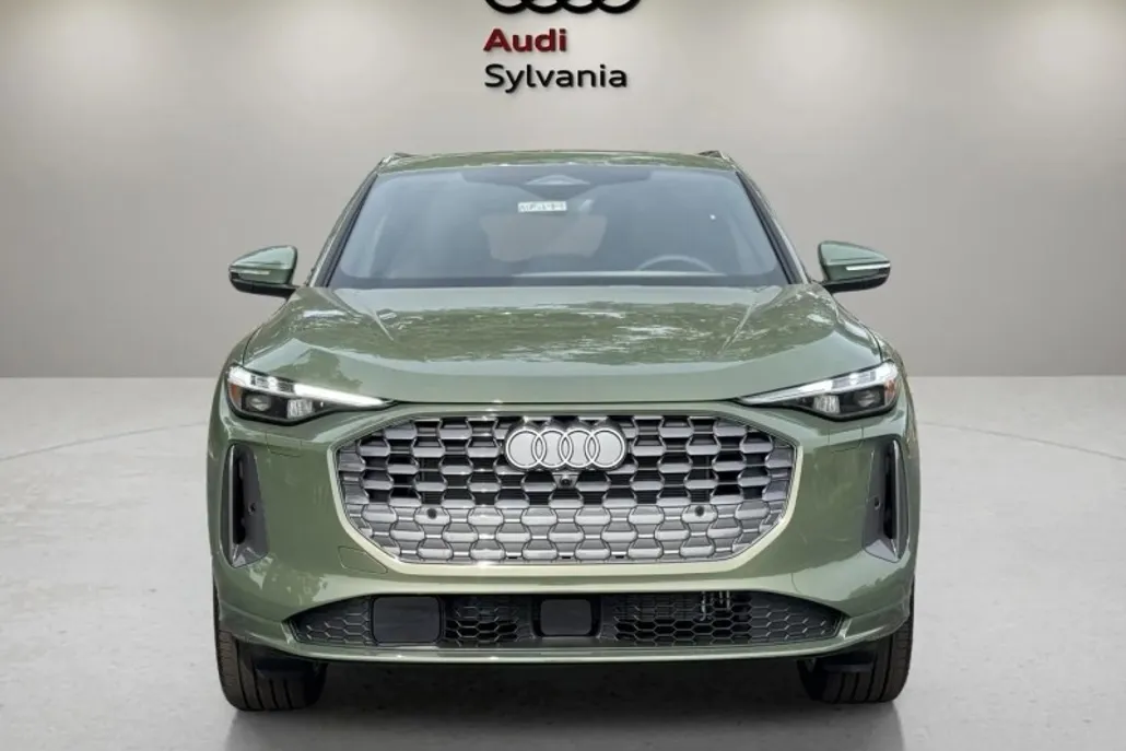 2025 Audi Q5 2.0T Premium Plus photo 1