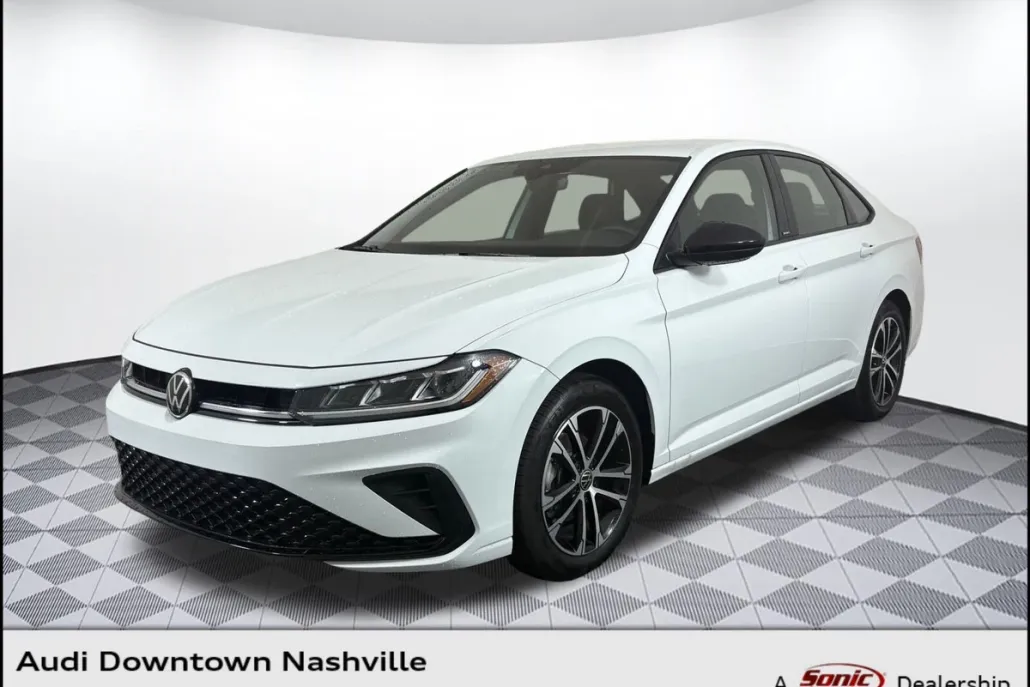 2025 Volkswagen Jetta Sport photo 1