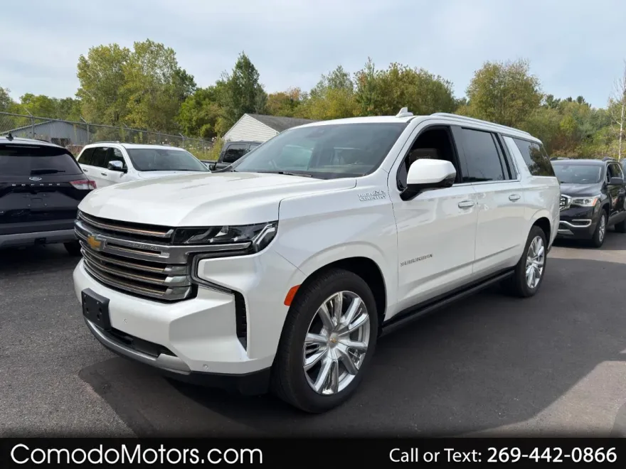 2024 Chevrolet Suburban High Country photo 1