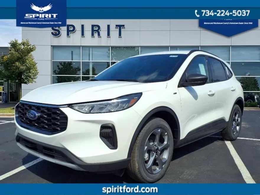 2025 Ford Escape ST-Line photo 1