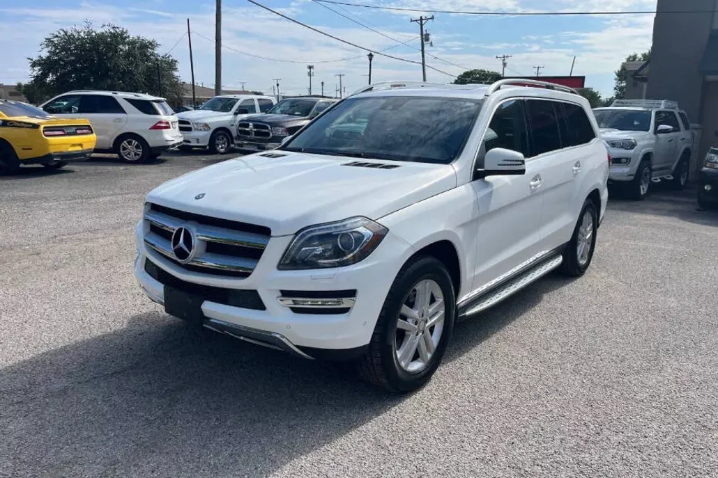 2015 Mercedes Benz GL 450 photo 1