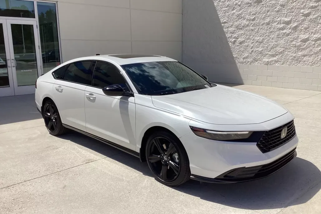 2025 Honda Accord Hybrid Sport-L photo 1