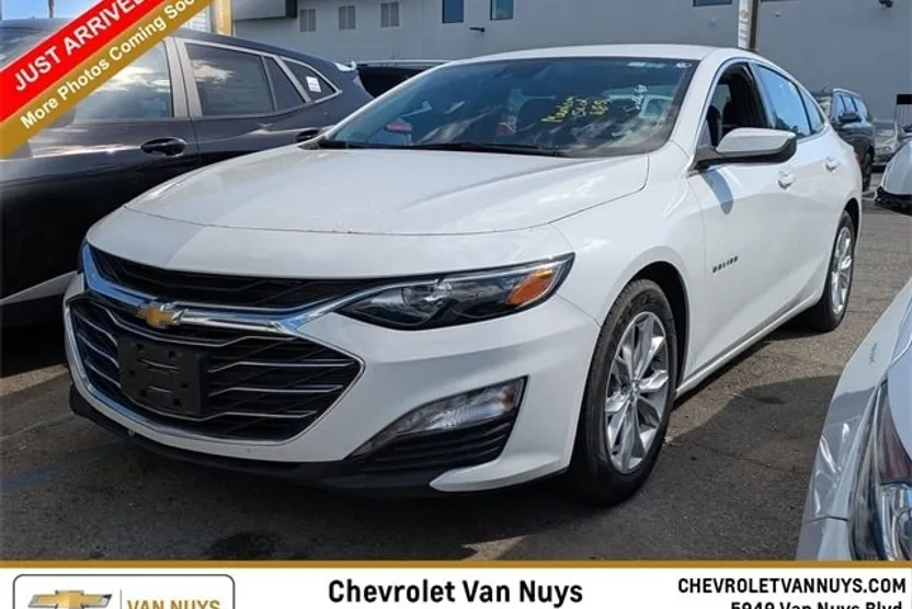2023 Chevrolet Malibu 1LT photo 1
