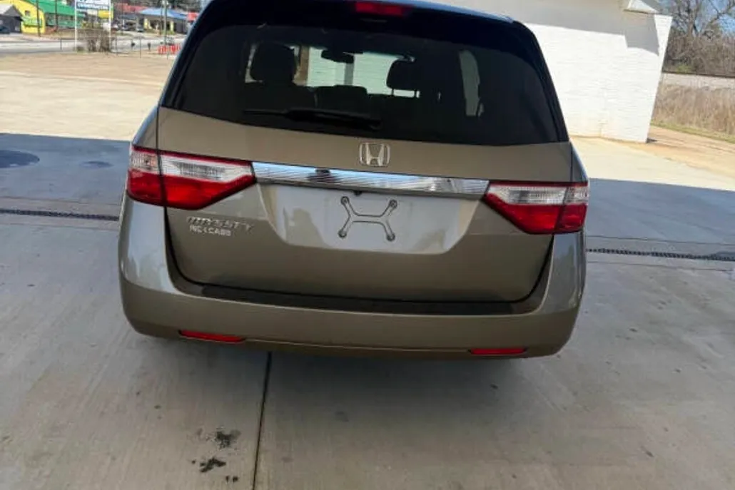 2012 Honda Odyssey EX-L photo 1