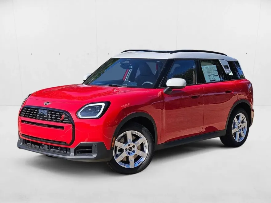 2025 Mini Countryman S ALL4 photo 1