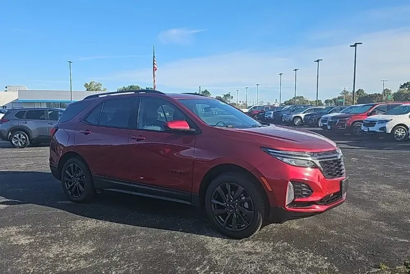 2023 Chevrolet Equinox RS photo 1
