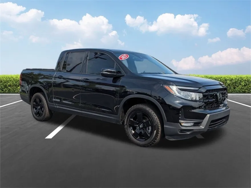 2025 Honda Ridgeline Black Edition photo 1