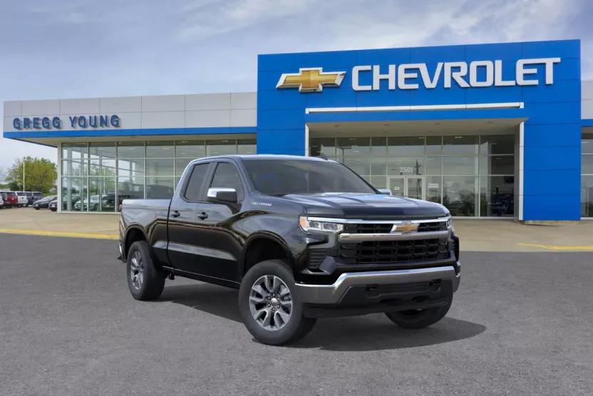2025 Chevrolet Silverado 1500 LT photo 1