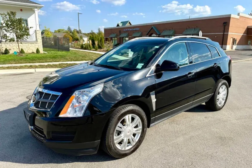2011 Cadillac SRX Luxury photo 1