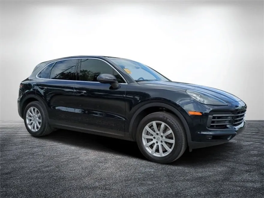 2021 Porsche Cayenne Base photo 1