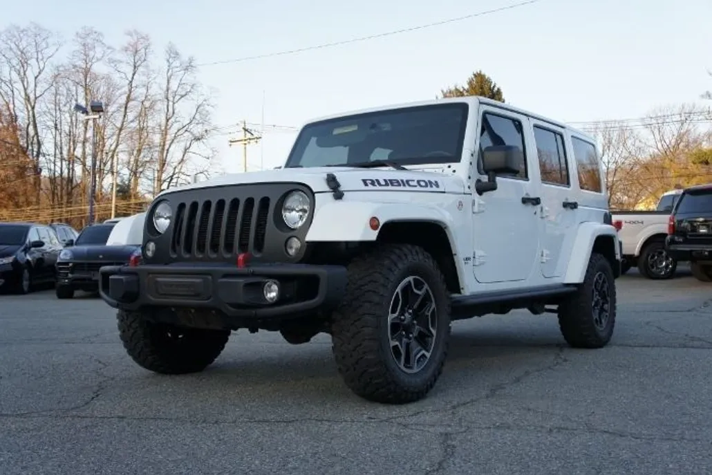 2015 Jeep Wrangler Unlimited Rubicon Hard Rock photo 1